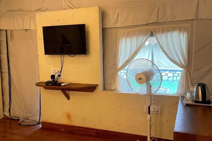 Room 16 of 35