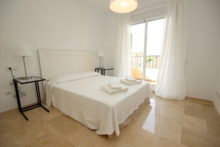 Room 18 of 25