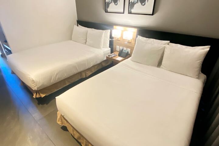 Room 12 of 26