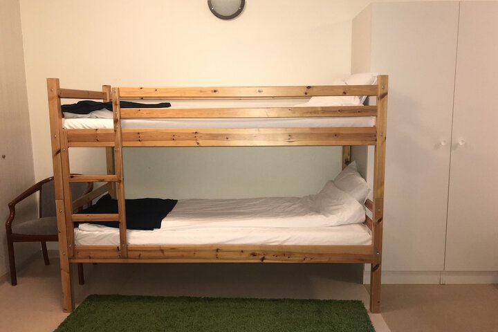 Room 25 of 84