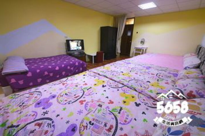 Room 96 of 118