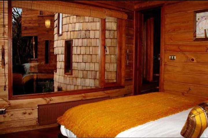 Room 19 of 61