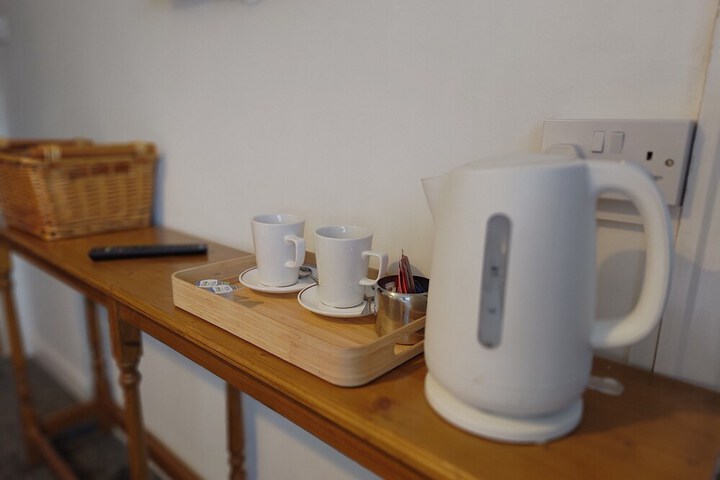 Breakfast/Coffee Service 14 of 27