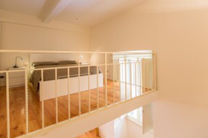 Room 18 of 22