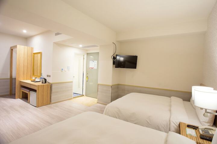 Room 29 of 72