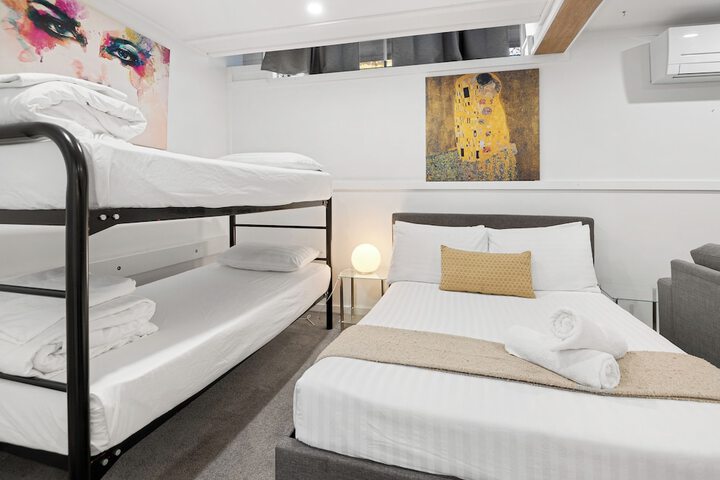 Room 20 of 73
