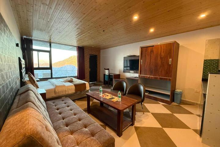 General 32 of 35