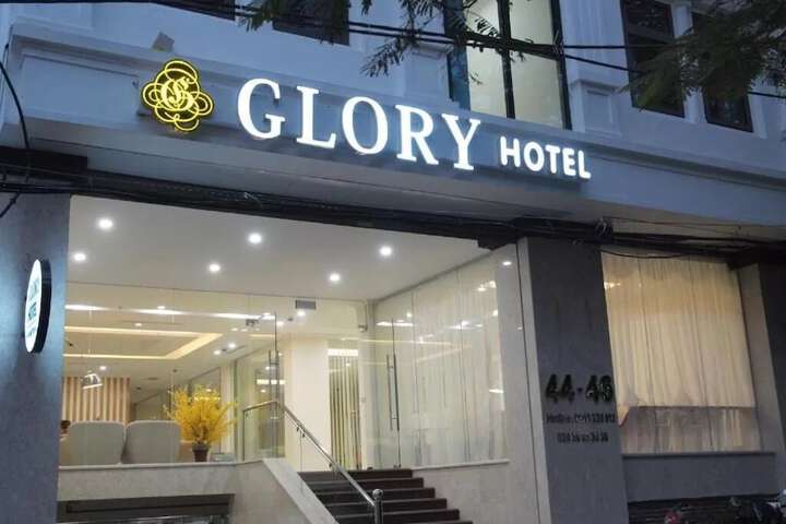 VVS Glory Hotel - Bay Luxury