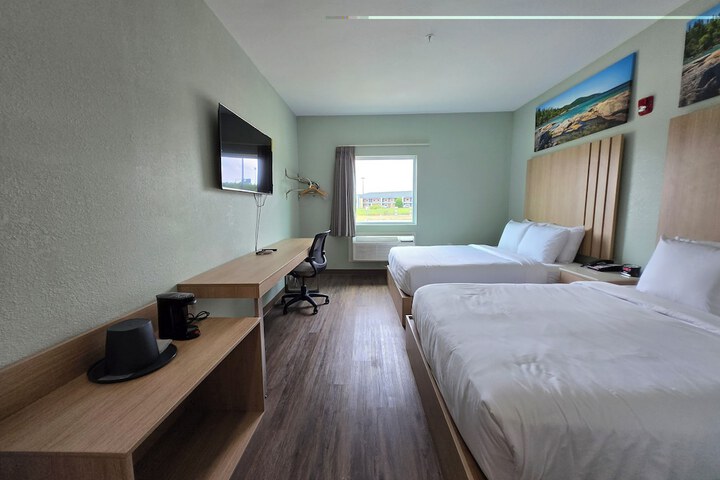 1 King Bed Suite (5 of 5)