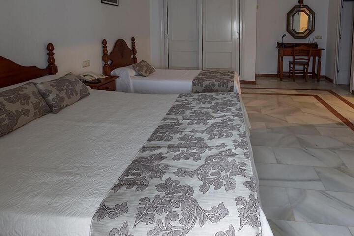 Room 14 of 41