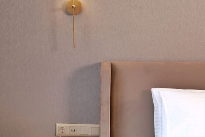 Room 21 of 137