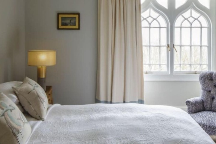 Room 4 of 35