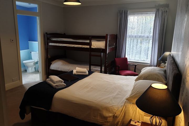 Room 5 of 56