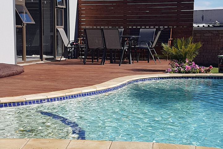 Pool 34 of 50