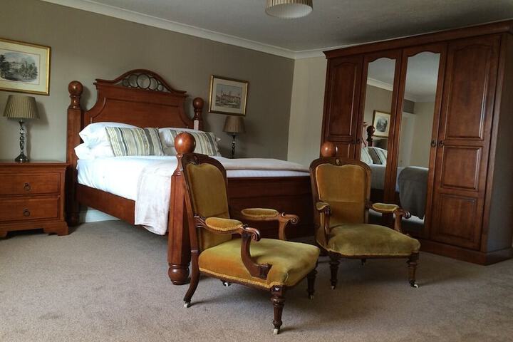 Room 6 of 29