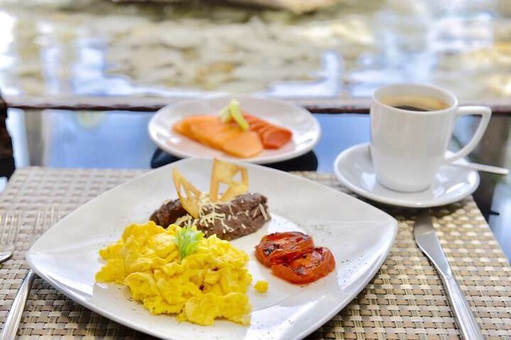 Breakfast/Coffee Service 67 of 75