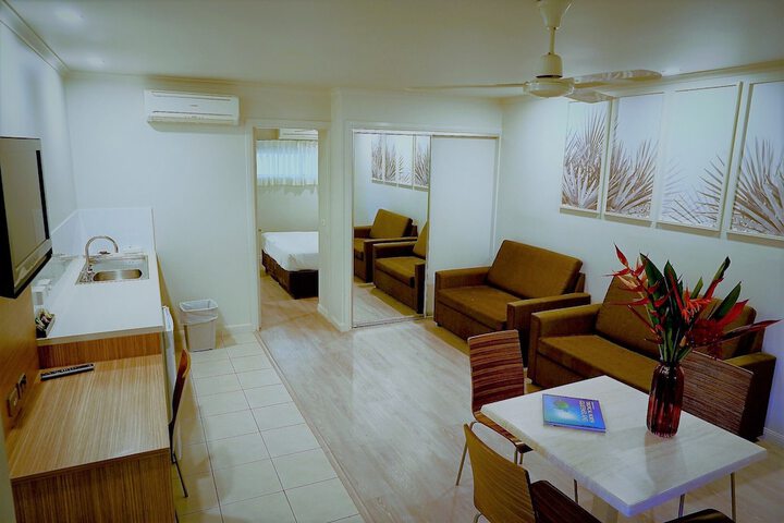 Room 27 of 89