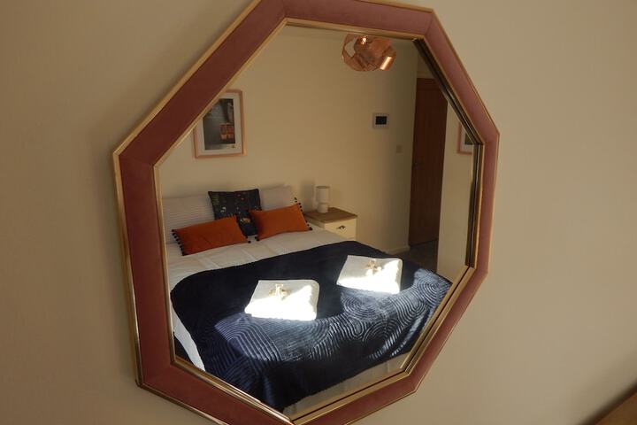 Room 46 of 84