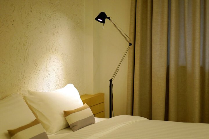 Room 11 of 37