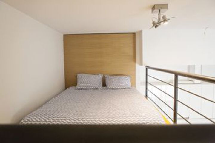 Room 18 of 54