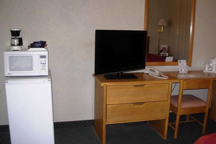 Room 18 of 40