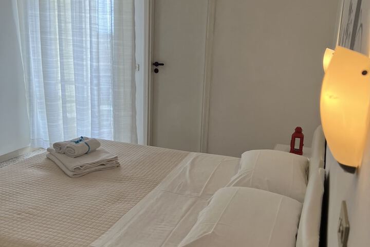 Room 12 of 41