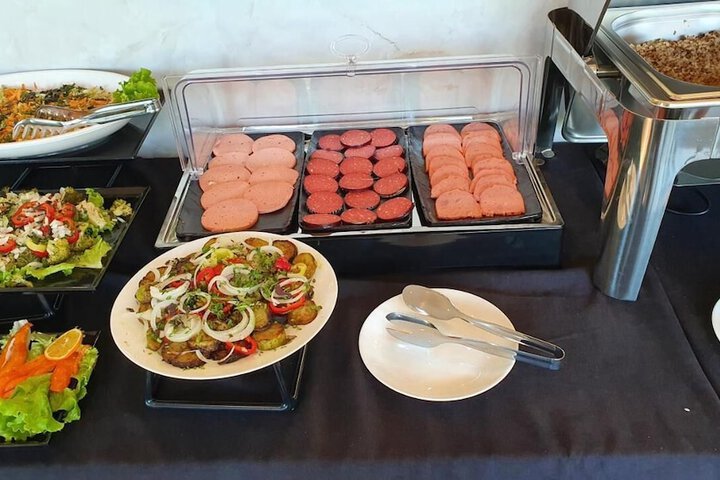 Breakfast/Coffee Service 16 of 21