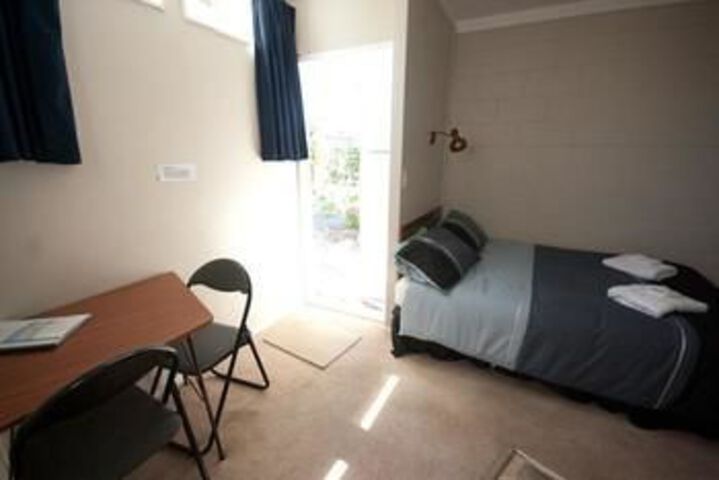 Room 13 of 31