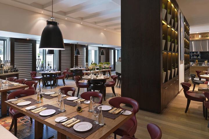 Dining 169 of 268