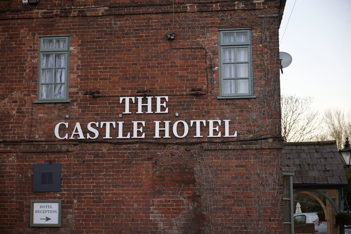 Hotel 70 of 72