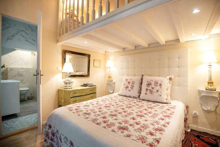 Room 27 of 255
