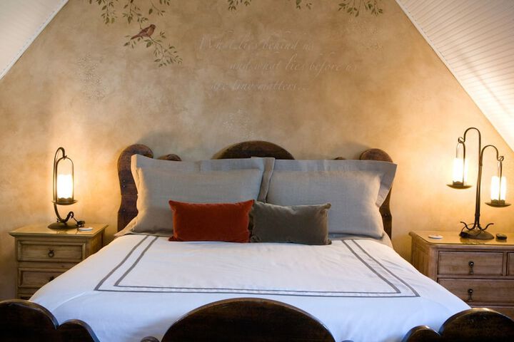Room 4 of 43
