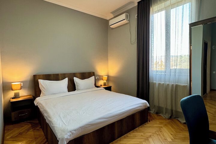 Room 19 of 26