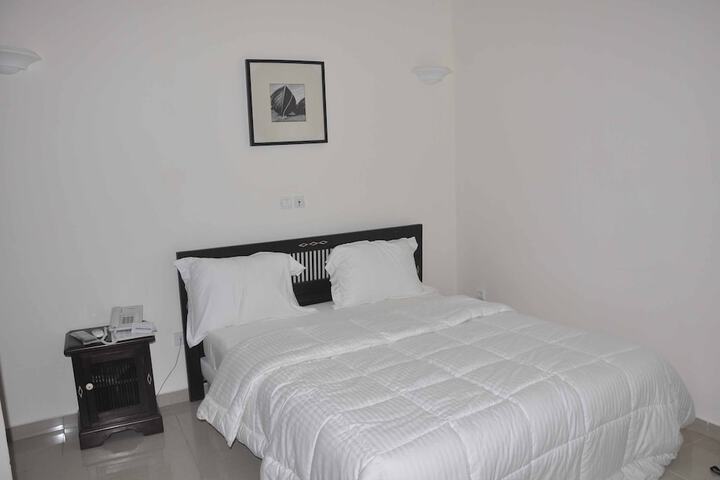 Room 16 of 35