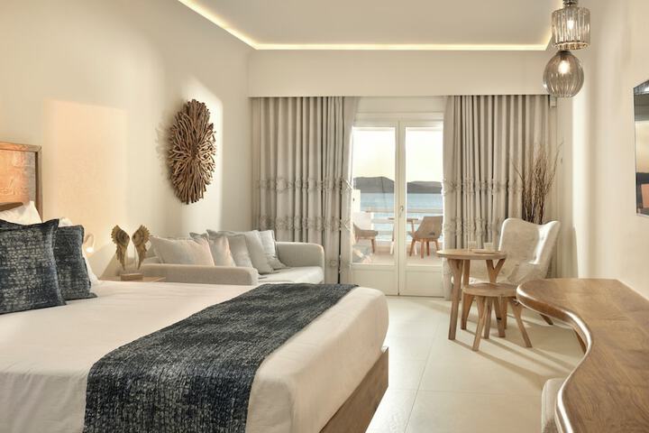 Room 42 of 199