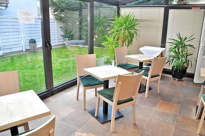 Sundeck 45 of 50