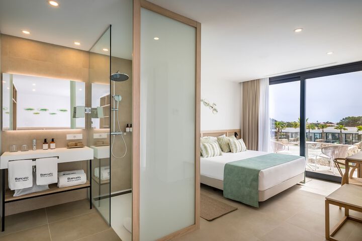 Room 47 of 82