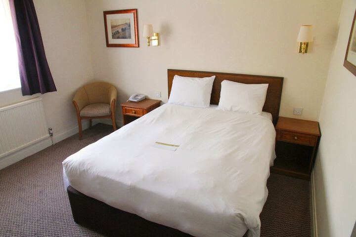 Room 5 of 56
