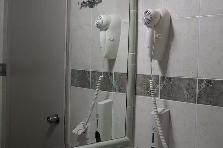 Room 41 of 86