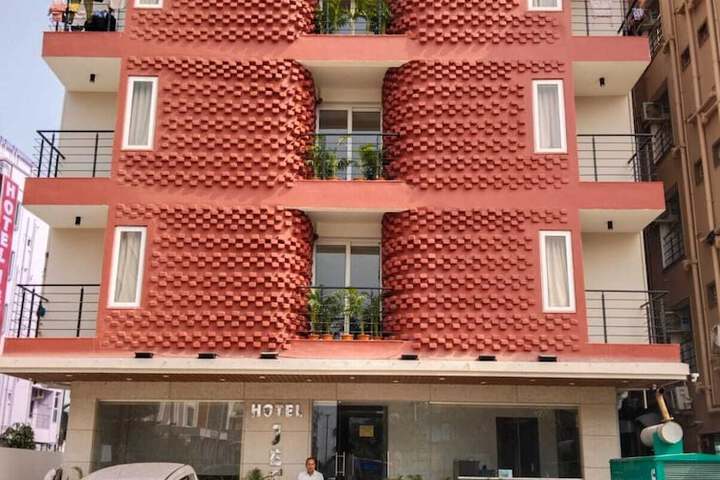 Hotel 27 of 28