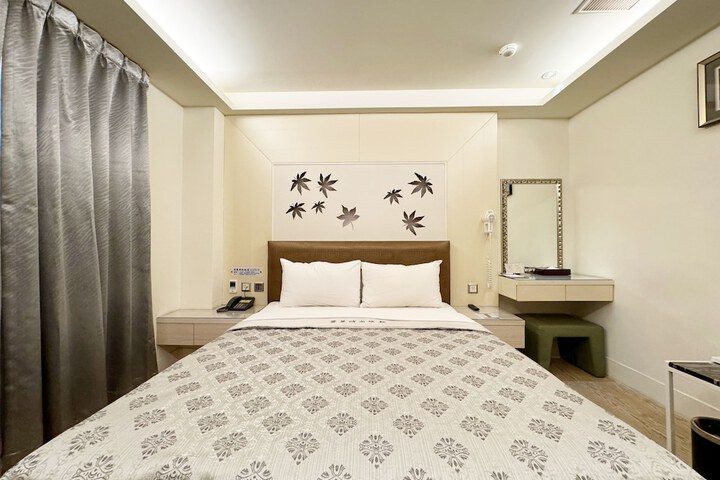 Room 54 of 160