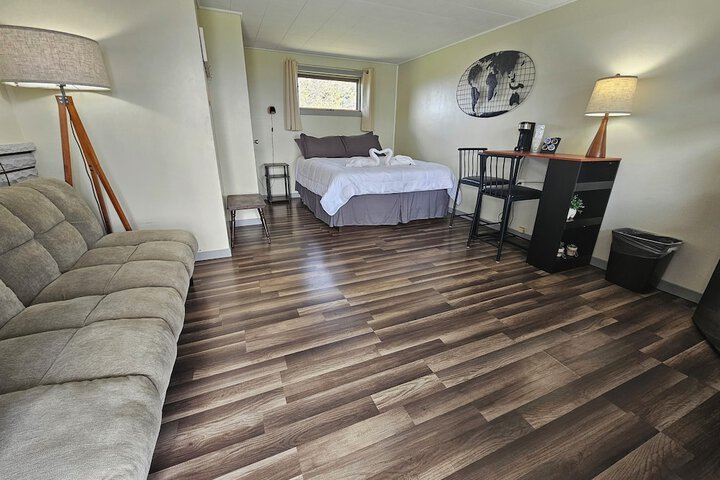 Room 2 of 12