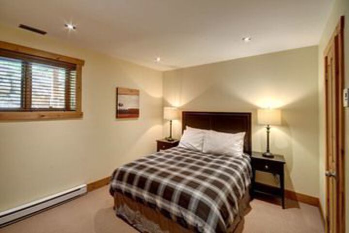 Room 12 of 45