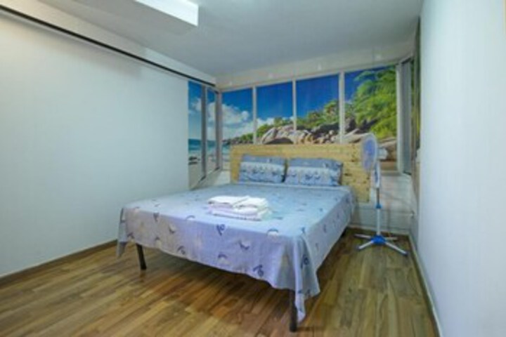 Room 39 of 41