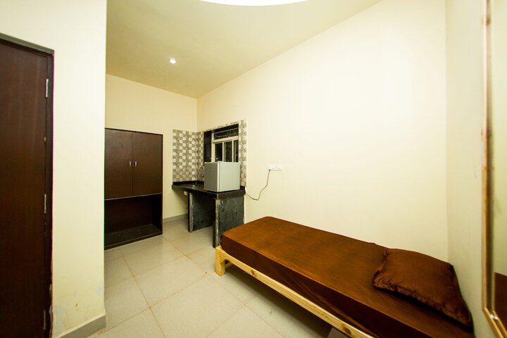 Room 54 of 144
