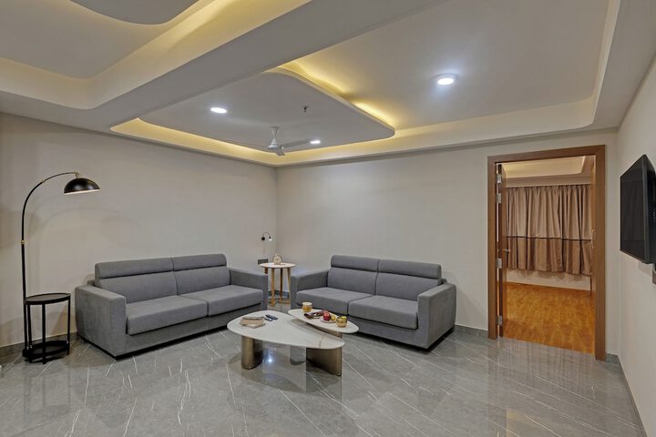 Room 11 of 26