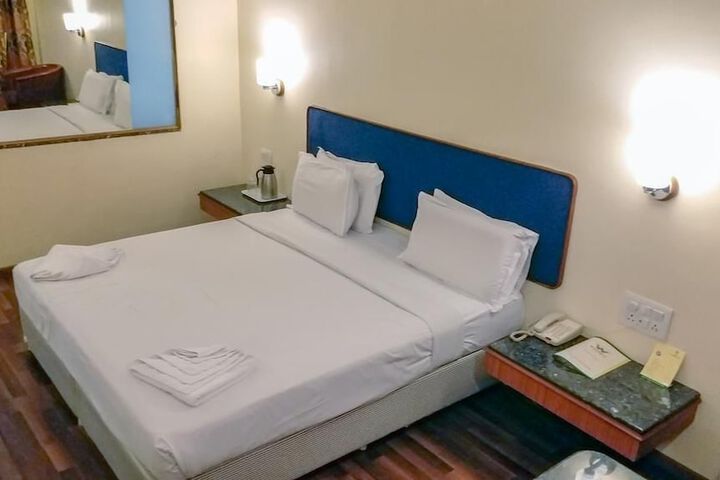 Room 10 of 41