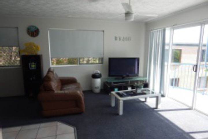 Room 328 of 560