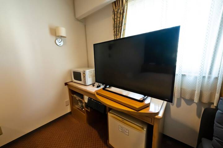 Room 90 of 239