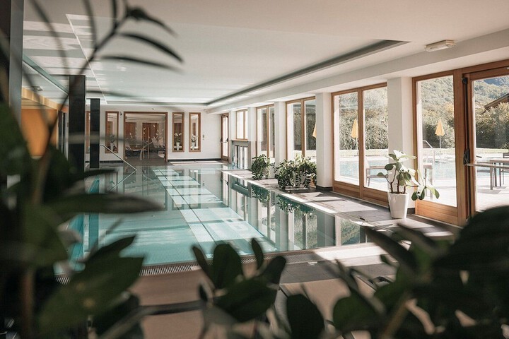 Pool 26 of 61